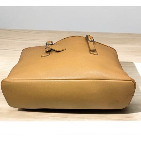 Vintage Coach 9813 Classic Shopper Leather Bag - Picture 4 of 16
